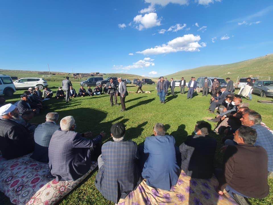 Fotoğraf açıklaması yok.