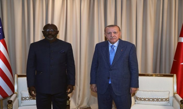 Cumhurbaşkanı Erdoğan, Liberya Devlet Başkanı Weah ile bir araya geldi