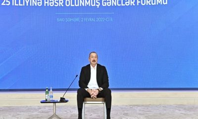 İlham Əliyev Azərbaycan Gəncləri Gününün 25 illiyinə həsr olunmuş Gənclər Forumunda iştirak edib