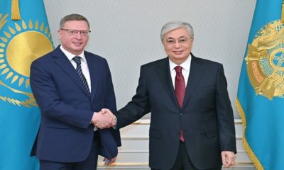 Глава государства принял губернатора Омской области России Александра Буркова
