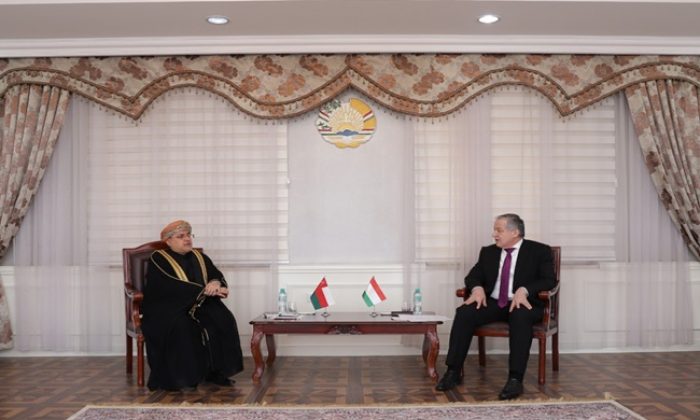 The Minister received the Ambassador of the Sultanate of Oman