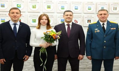Андрей Турчак в Пскове вручил медаль «За проявленное мужество» Татьяне Пахоменковой