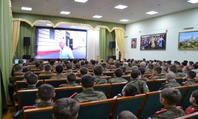 При поддержке «Единой России» в регионах прошли кинопоказы, посвящённые российским и советским спортсменам