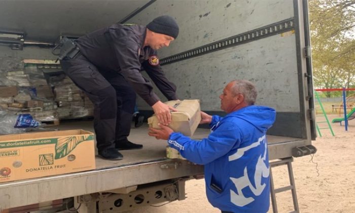 “Birleşik Rusya”, Herson yönündeki askerlere askeri hastane için ilaç ve özel malzemeler bağışladı